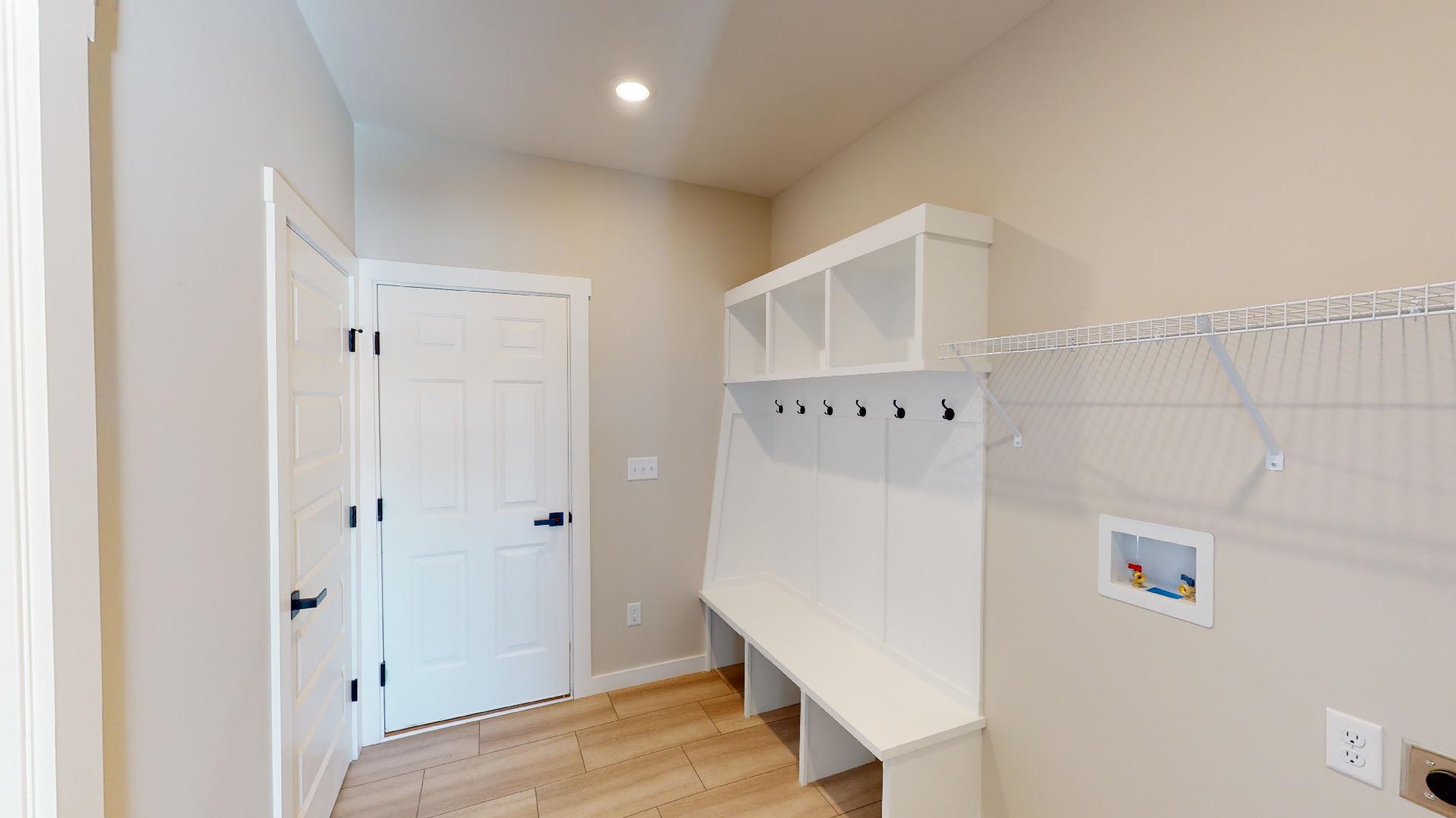 mud room