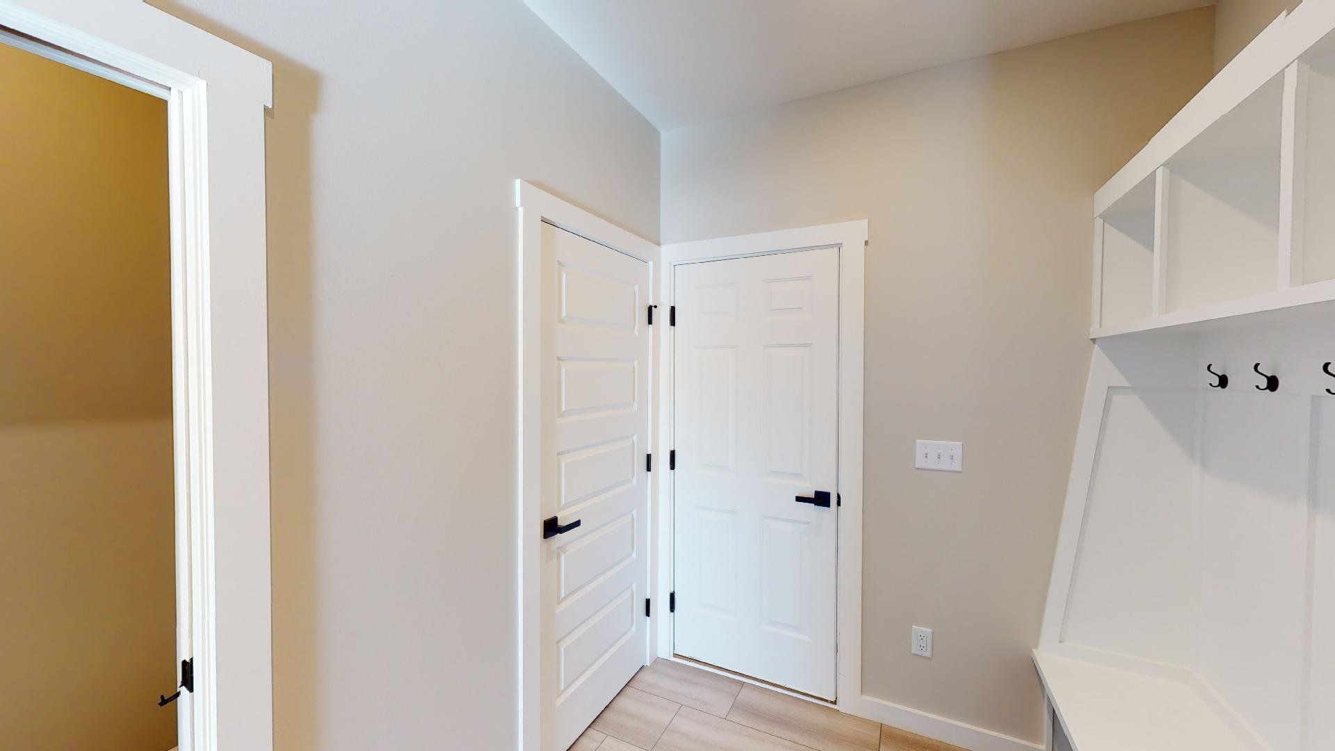 mud room