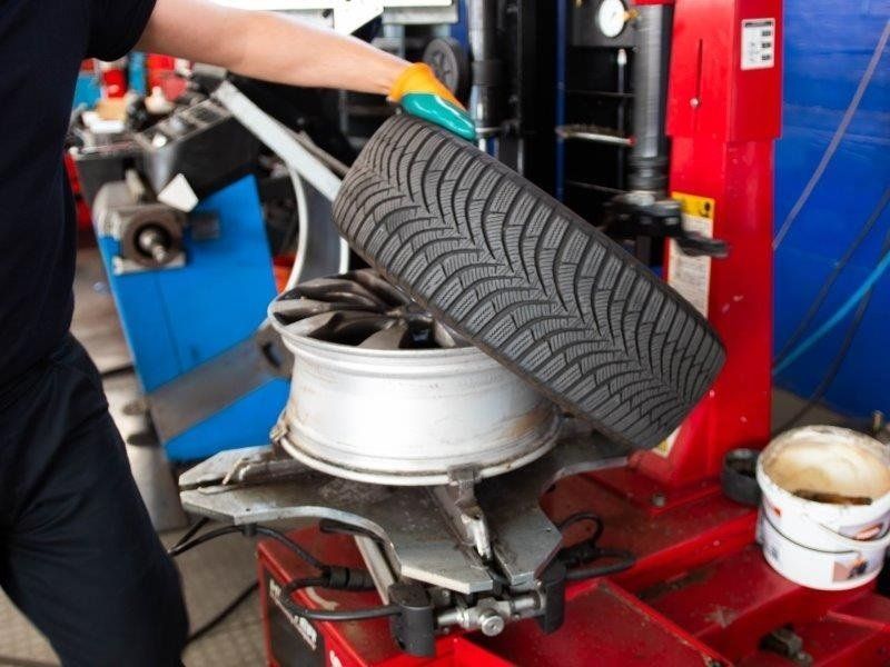 Sostituzione gomme auto