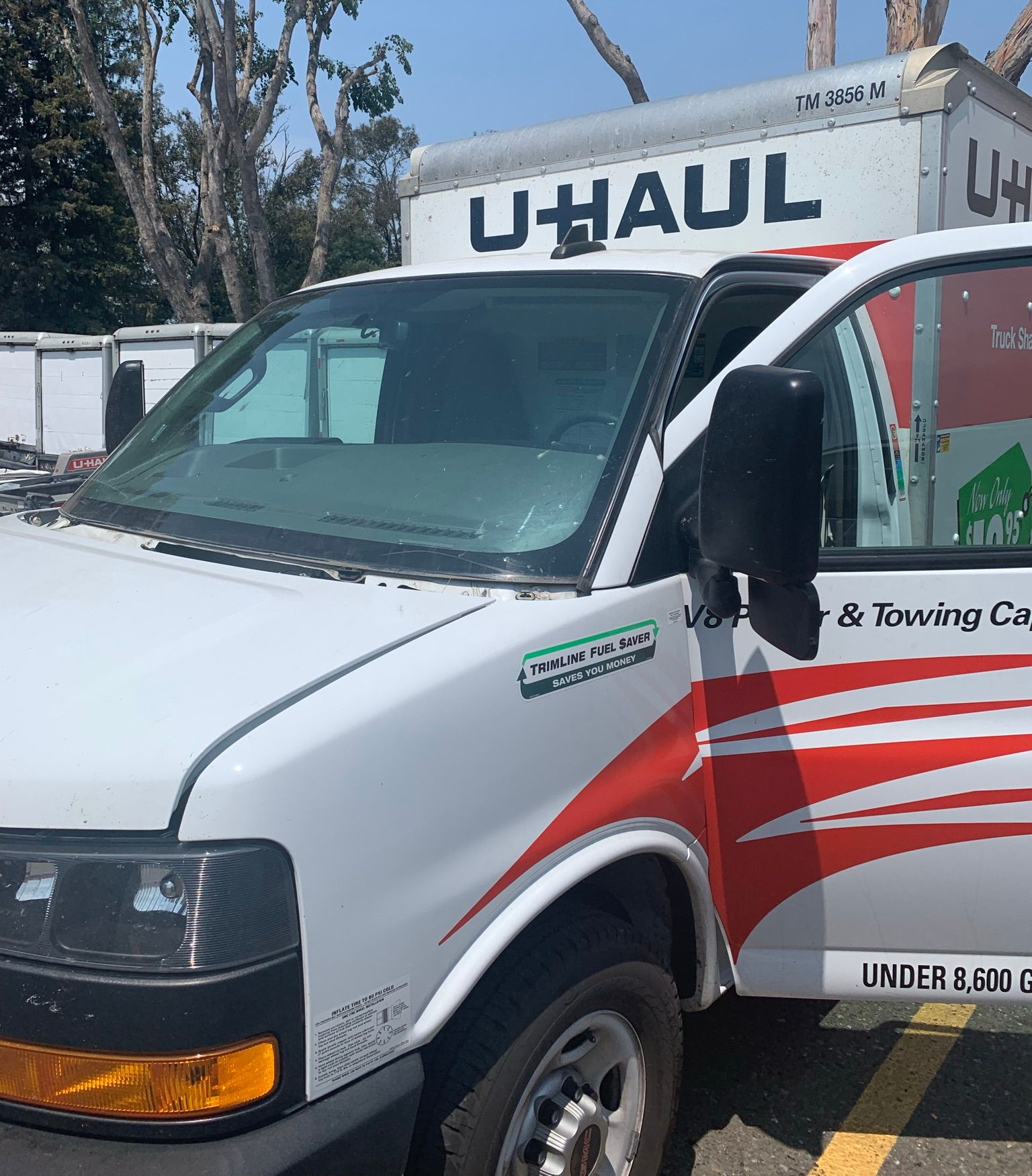 Work Vehicle Windshield Replacement in Windsor, CA