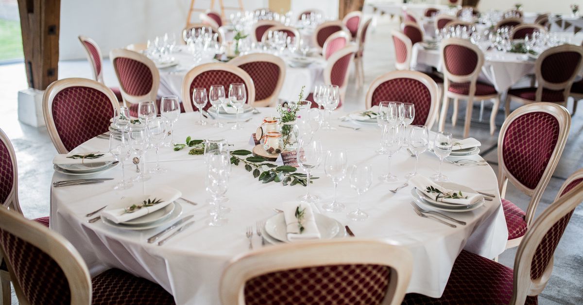 Alquiler de mantelería - Los Alamos Mobiliario para Eventos