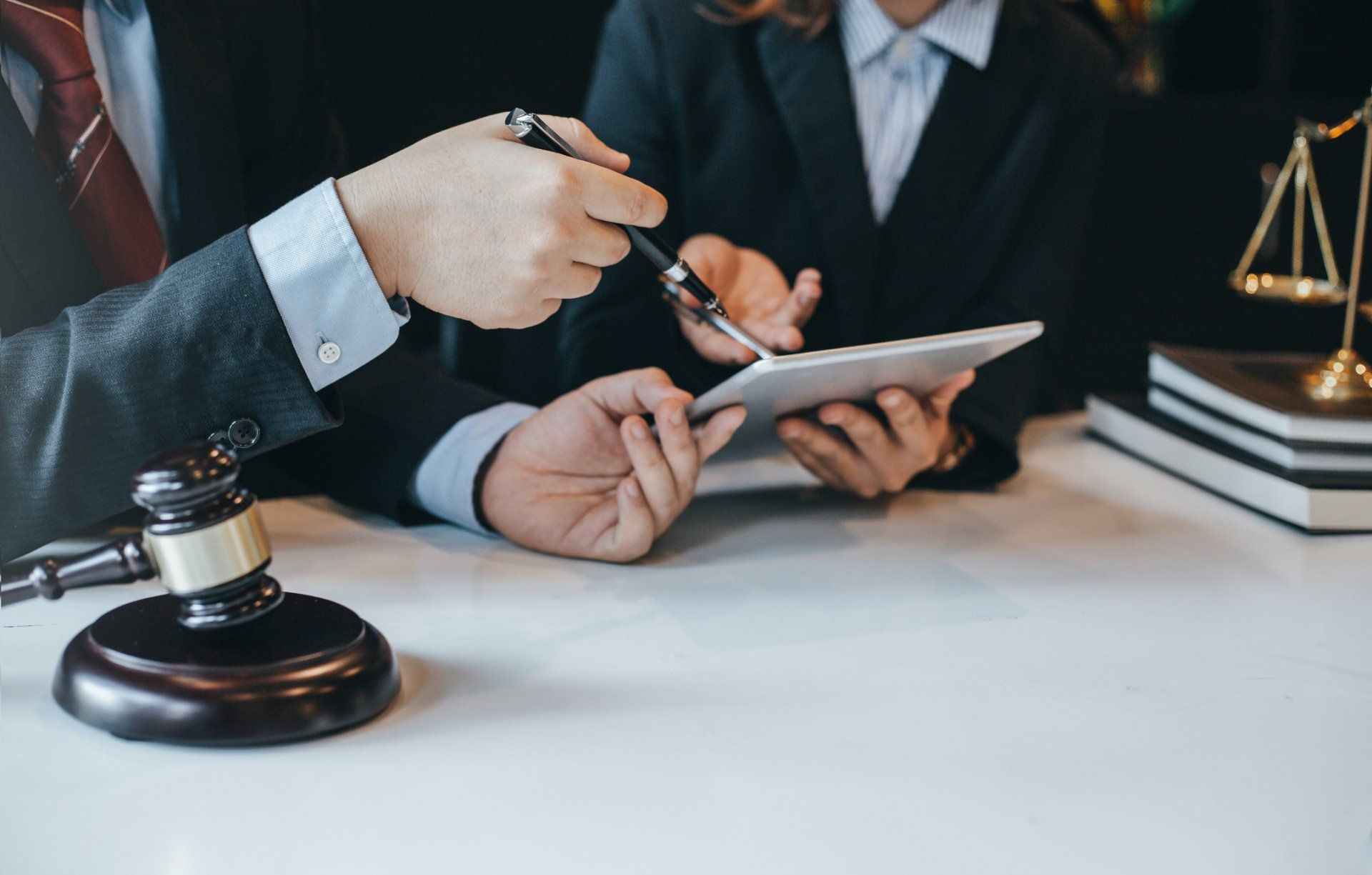 Lawyers Discussed Lawsuit — Spokane, WA — Robert Cossey & Associates Lawyers Discussed Lawsuit — Spokane, WA — Robert Cossey & Associates