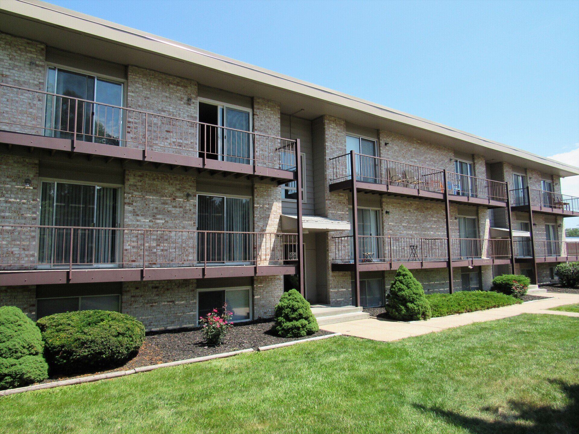 Bel Court Apartments