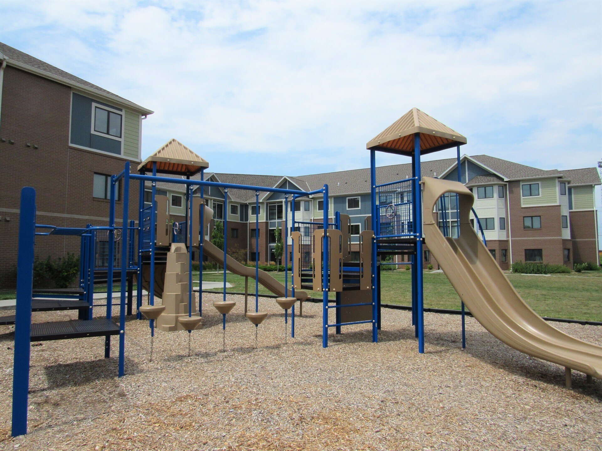 Beacon Place Apartments