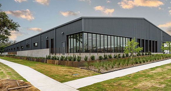 Metal warehouse construction in Spring Colorado for commercial use