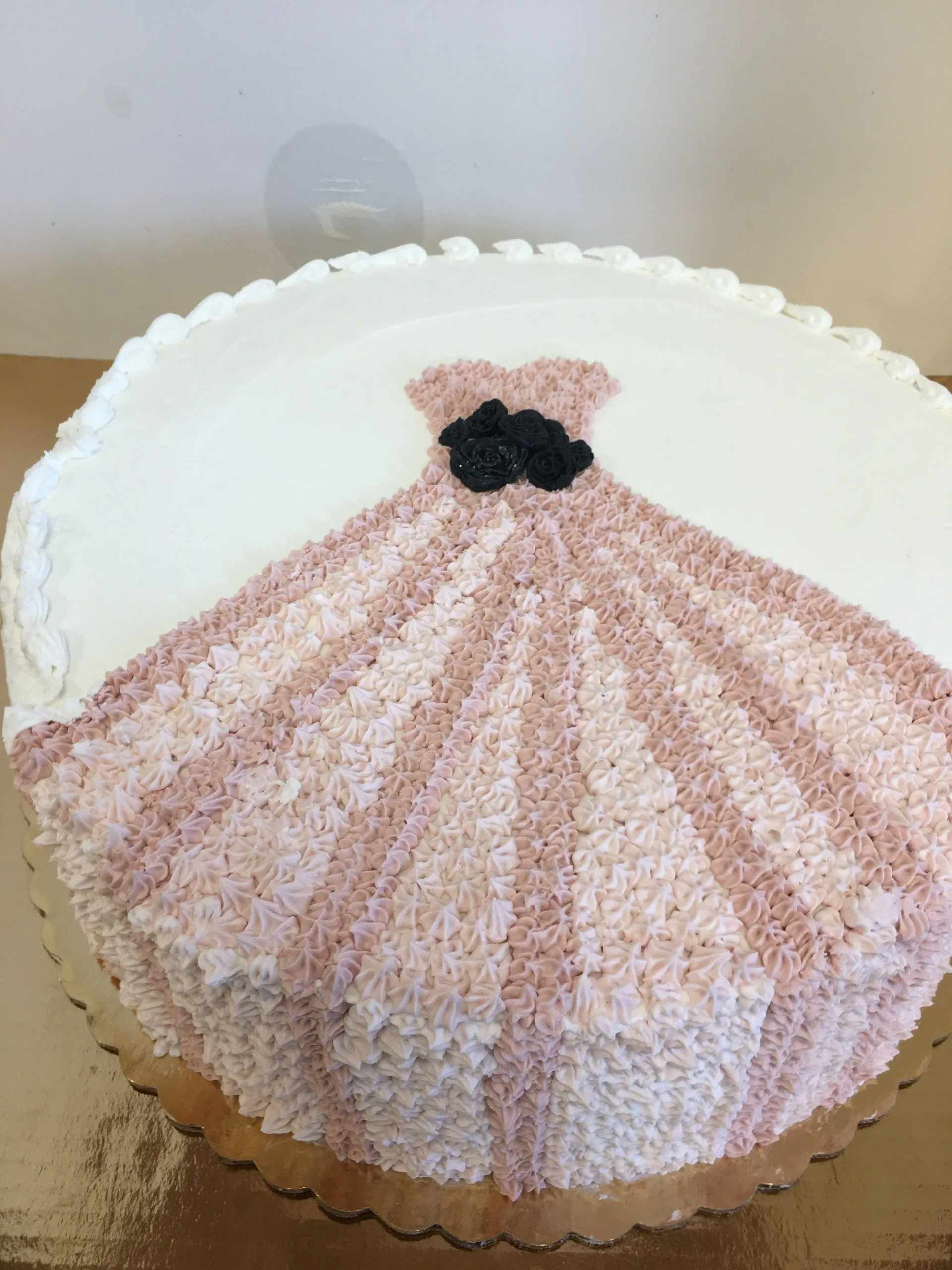 Pretty Wedding Cake Design — Amsterdam, NY — Rosito's Bakery