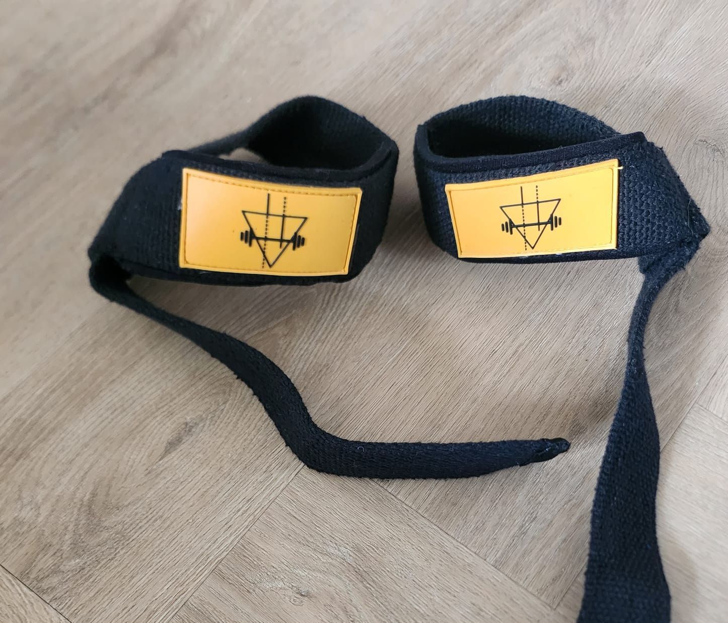 deadlift straps