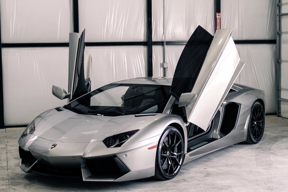 Don't underestimate the Lamborghini Aventador. With a top speed of 217 mph and a 0-60 time of just 2.9 seconds, this car is sure to leave its mark on the open road. The Aventador is also one of the most nimble cars on the market, making it perfect for those who enjoy a thrilling driving experience. But what really sets this car apart is its unique design and luxurious interior appointments. The Lamborghini Aventador is a masterpiece in the realm of aesthetics. So, if you're seeking for an exotic automobile that has both luxury and performance, the Lamborghini Aventador is definitely the right choice for you!