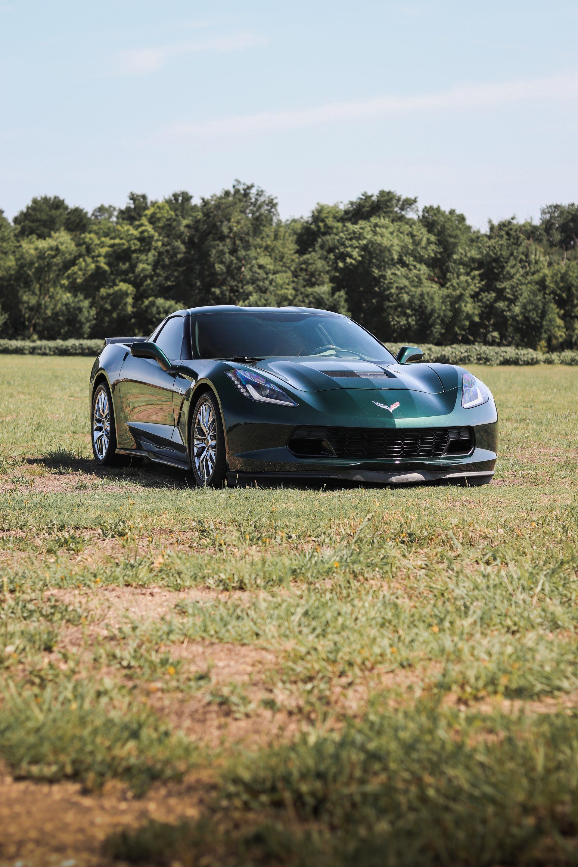 Looking to add a little excitement to your life? Why not rent out the Corvette c7 today? This green machine is sure to turn heads as you zip around town. With its sleek design and powerful engine, the Corvette c7 is the perfect car for a night on the town or a weekend getaway. So don't wait any longer, rent out the Corvette c7 today!
