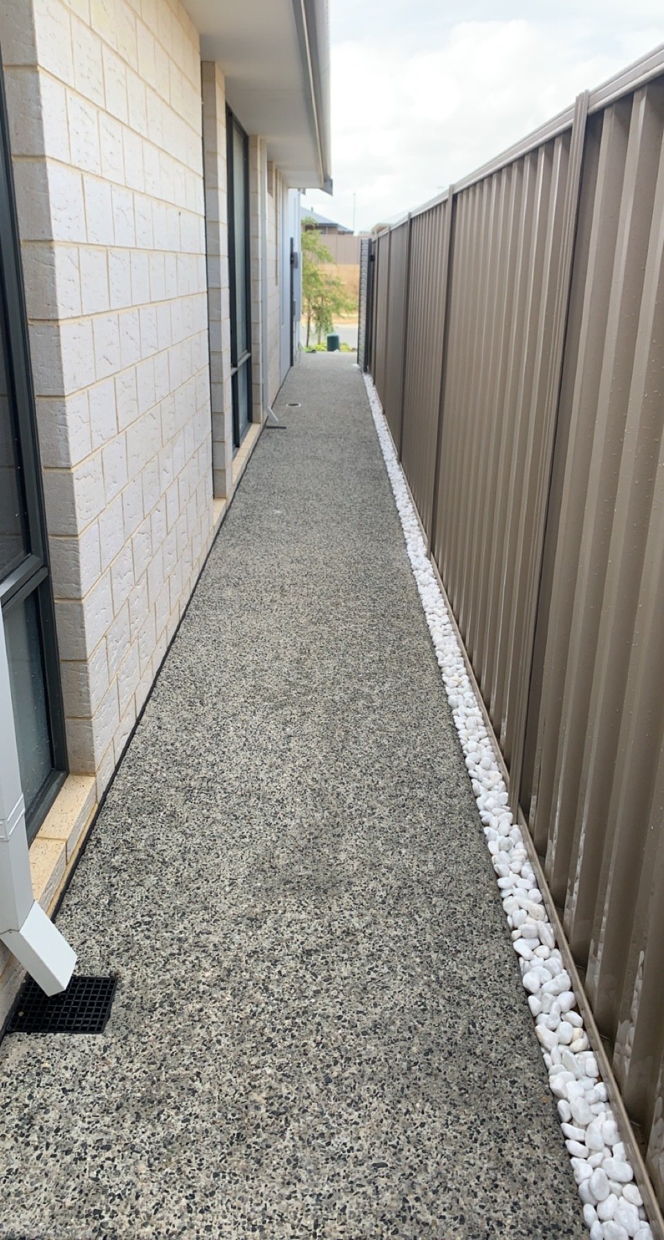 Concrete Exposed Aggregate Liquid Limestone Craigie WA