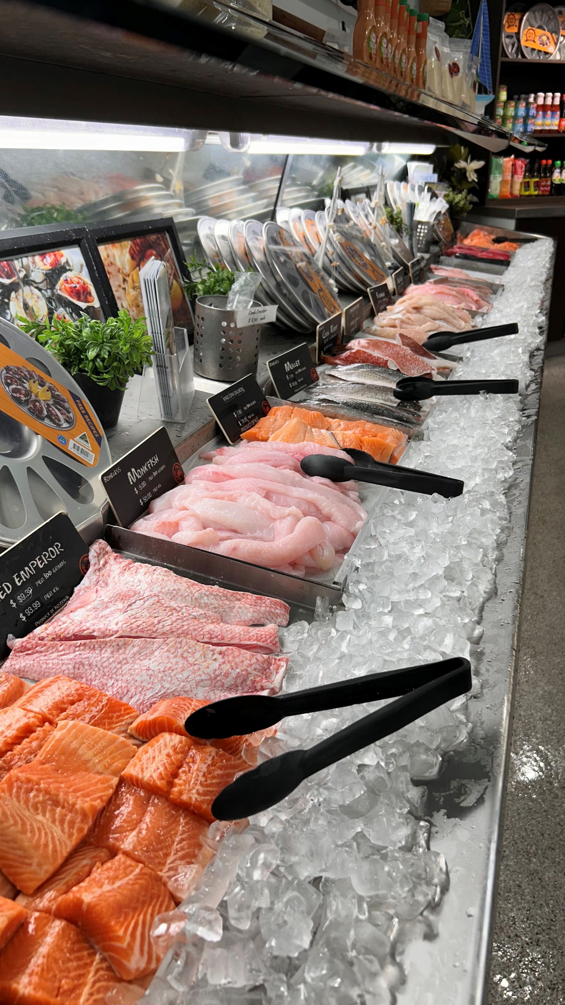 A Variety of Fish and Shrimp Are Sitting on Ice β Noosa Junction Seafood Market in Noosa Heads, QLD
