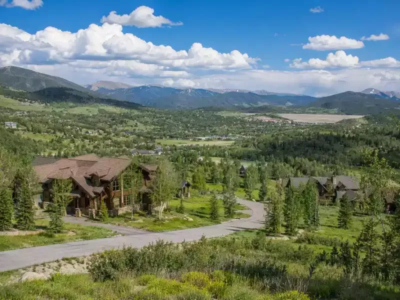 Three Peaks / Eagles Nest Neighborhood in Silverthorne, Colorado