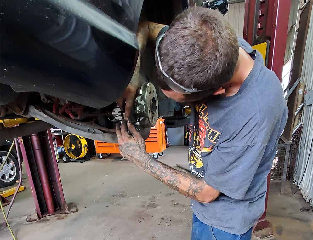 Pro Muffler & Brake Shop - Apprentice Mechanics