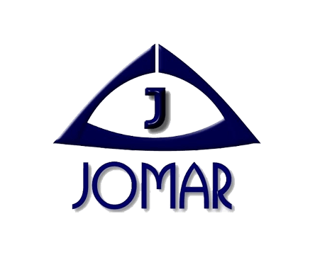 Logotipo azul de JOMAR con un ojo estilizado y una “J” central sobre la palabra “JOMAR”.