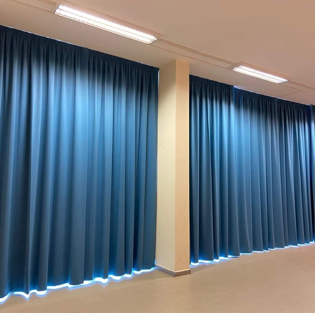 scorritenda, sipari e  teatri