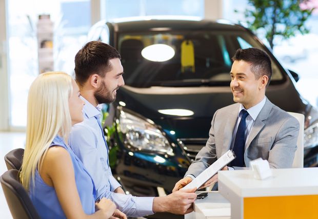 Finance Broker providing car finance options for new car purchase gold coast family