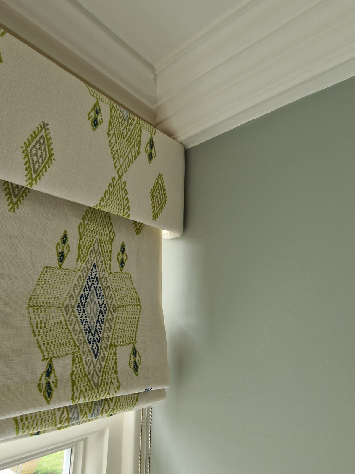 luxury-master bedroom-new forst-copperdoor-interior-design-roman blinds