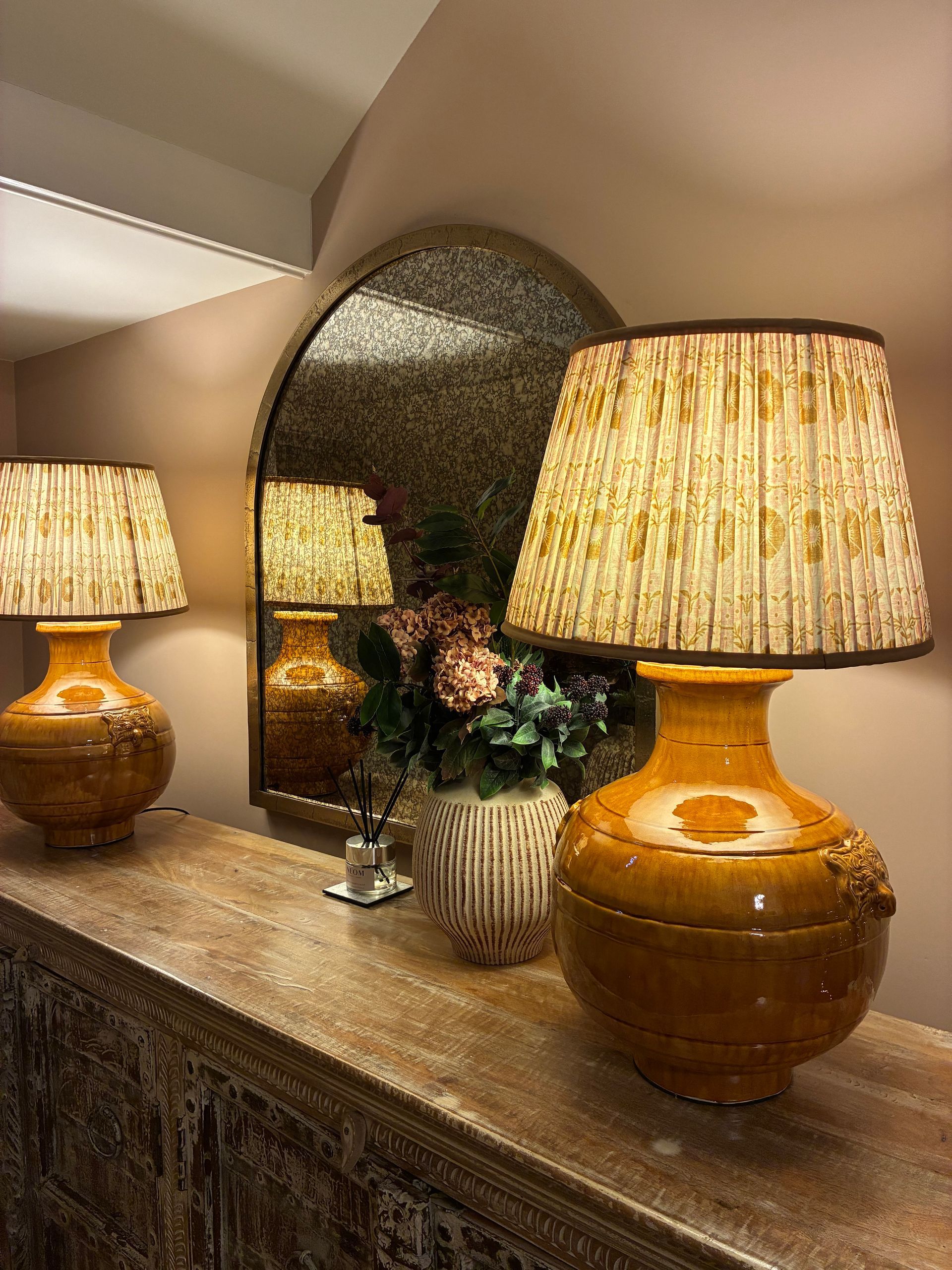 luxury-living-room-bournemouth-copperdoor-interior-design-lighting