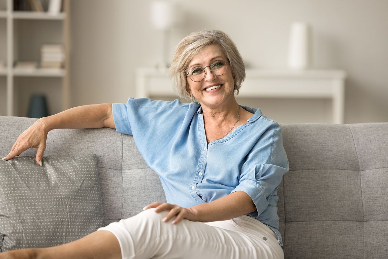 Full Dentures In Tampa: What To Expect When Replacing An Entire Arch