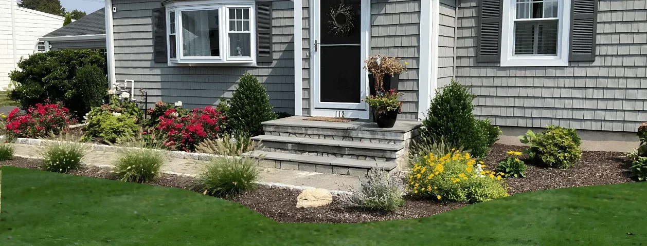 Foundation Planting Service for Long-Time Customers in Stratford, CT