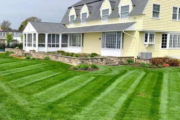lawn services in stratford ct