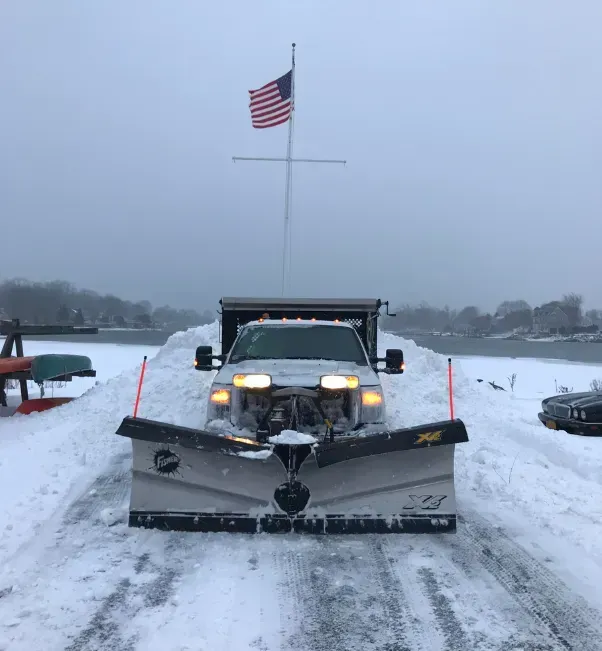 snow and ice removal in stratford ct