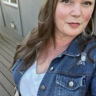 LIZ P