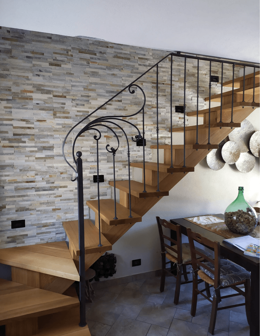 scala in legno