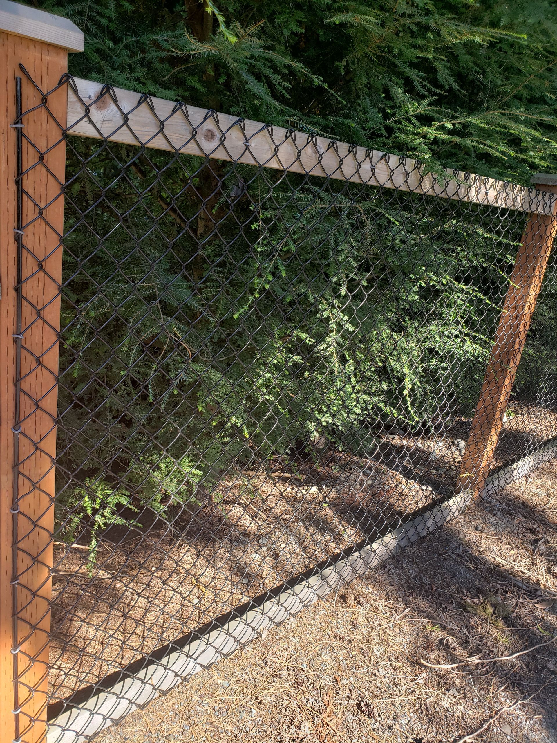 Chain Link Fence — Snohomish, WA — Cascade Fence Co Inc. Chain Link Fence — Snohomish, WA — Cascade Fence Co Inc.