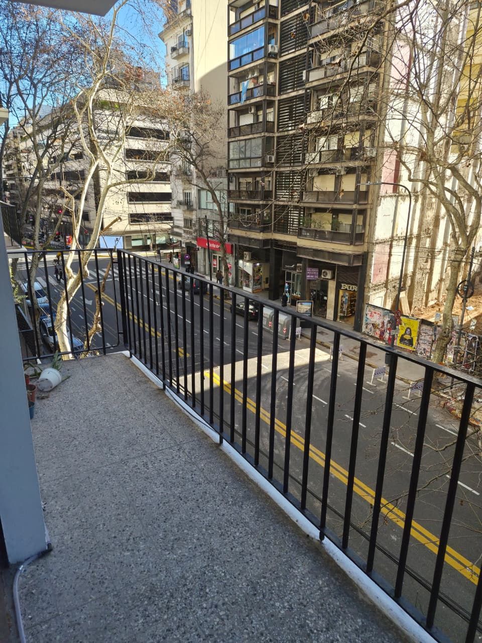 Recoleta, en Venta, 3 amb, mas dependencias, balcón, son 90m2