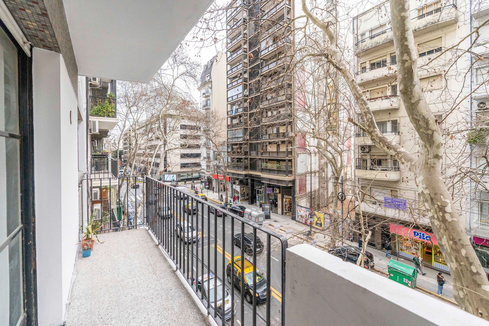 Recoleta, en Venta, 3 amb, mas dependencias, balcón, son 90m2