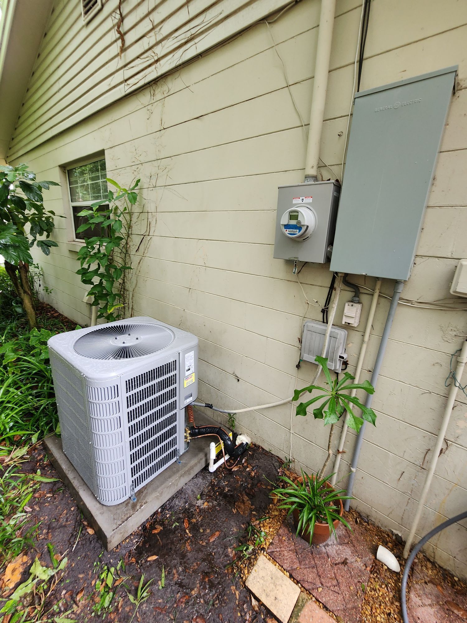 Heat system replacement outside of home by Air Rescue.