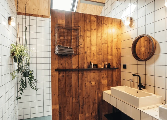 mid century bathroom
