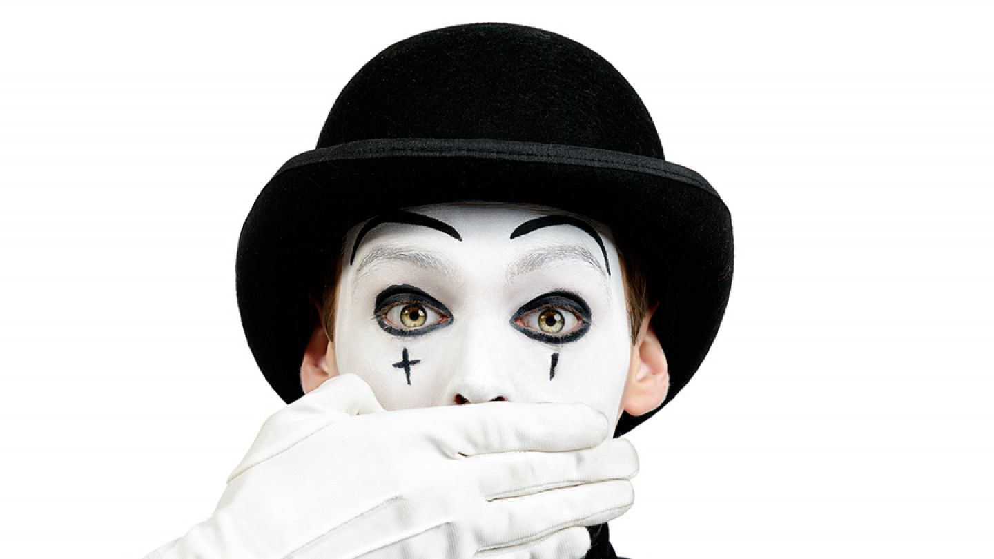 Mime to greet and entertain guests 