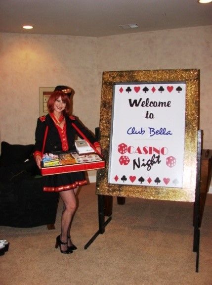 Cigarette girl with welcome marquee