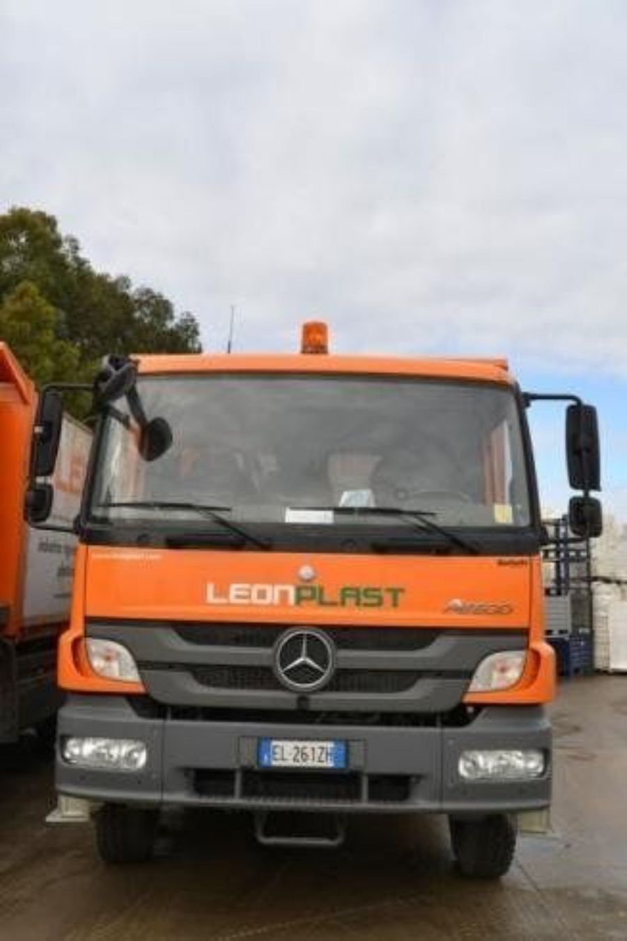 camion raccolta plastica