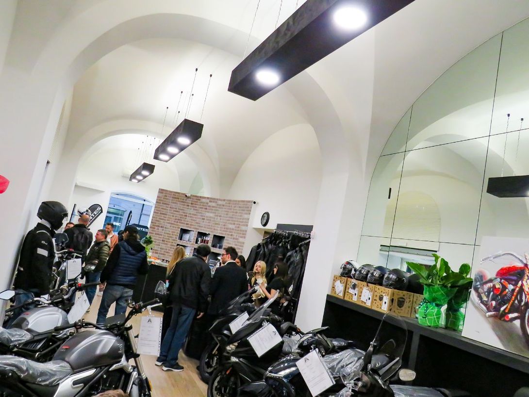 concessionaria moto