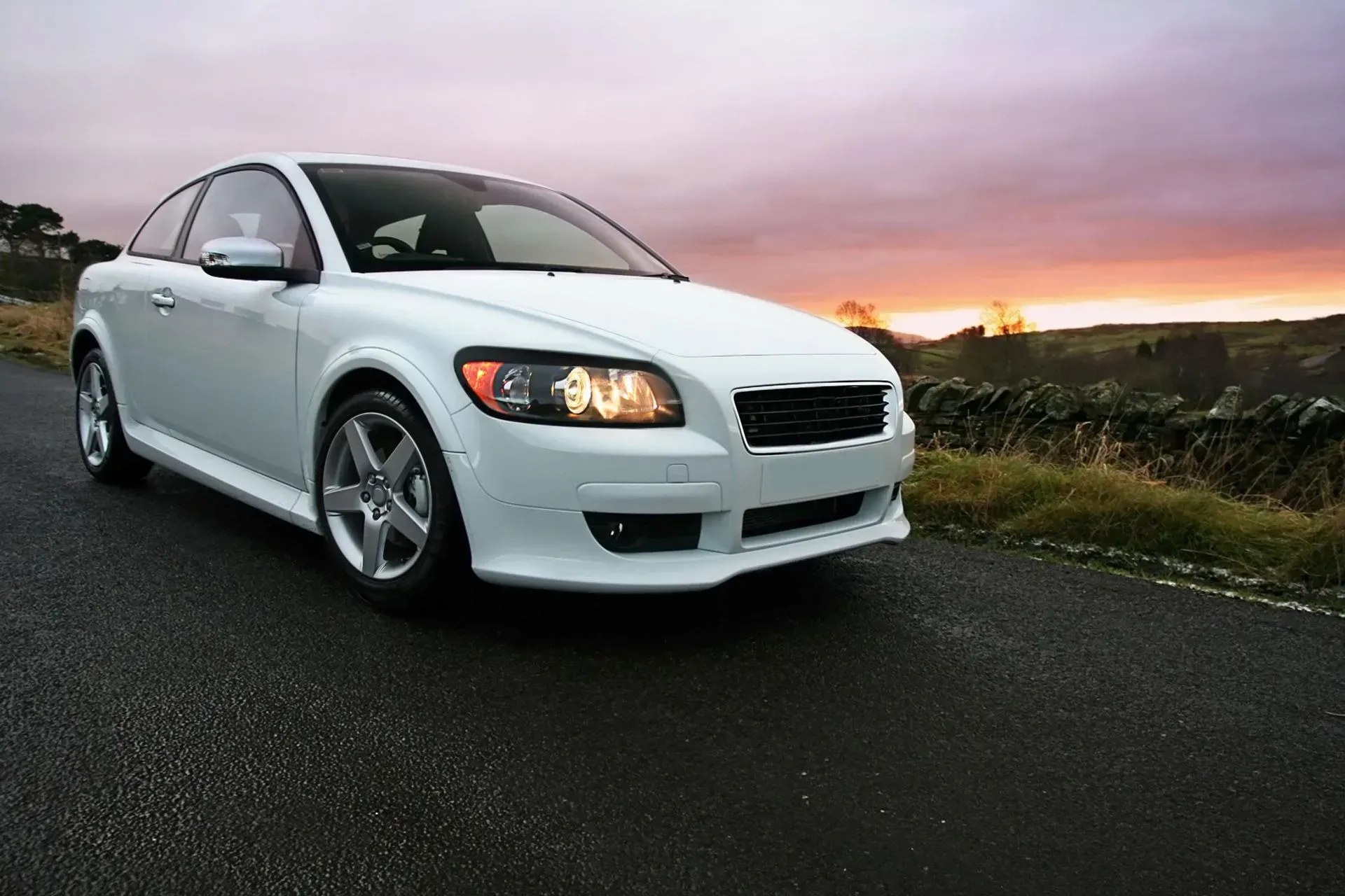 Vehicles | R&T Automotive