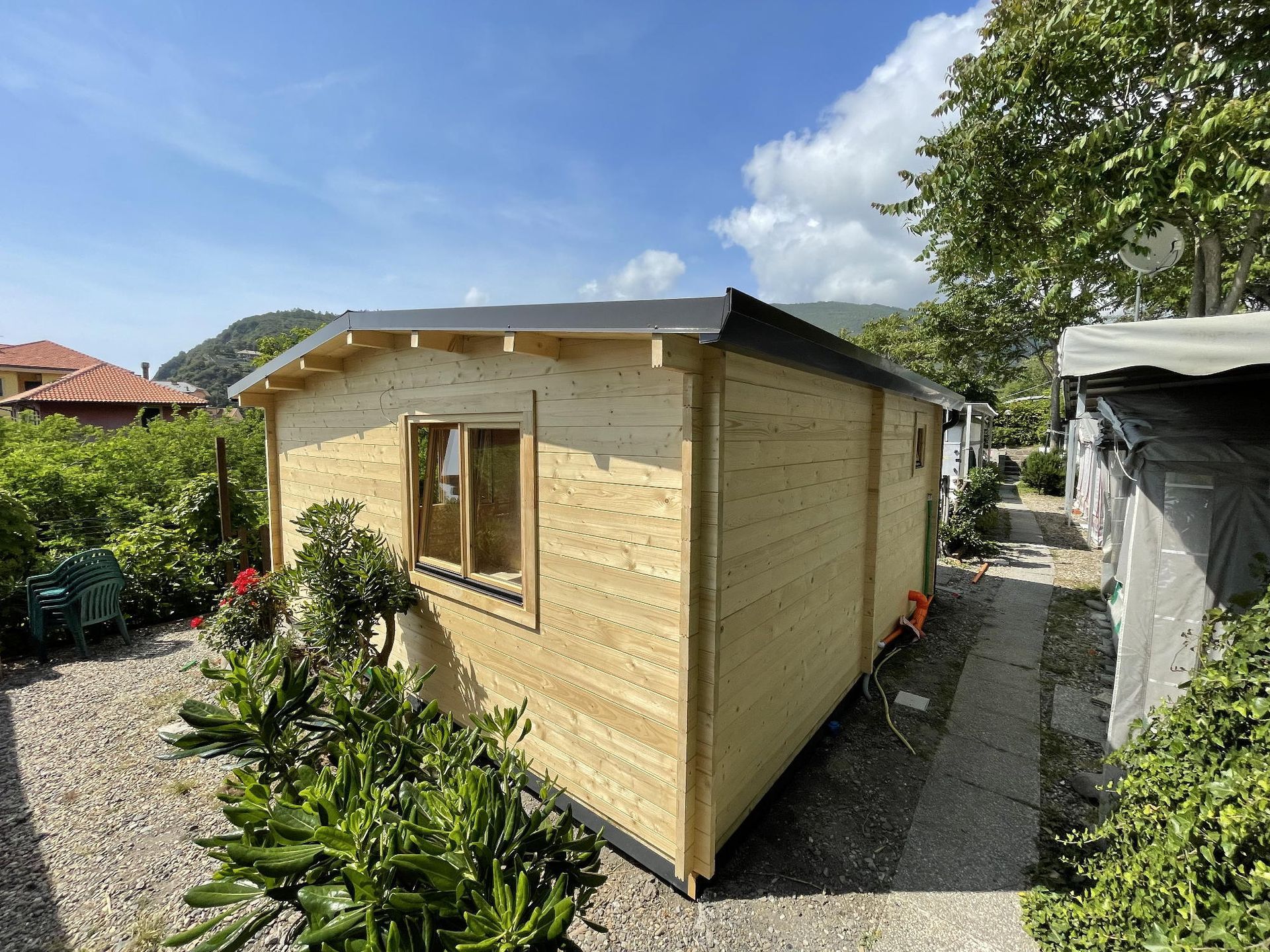 installazione bungalow in legno