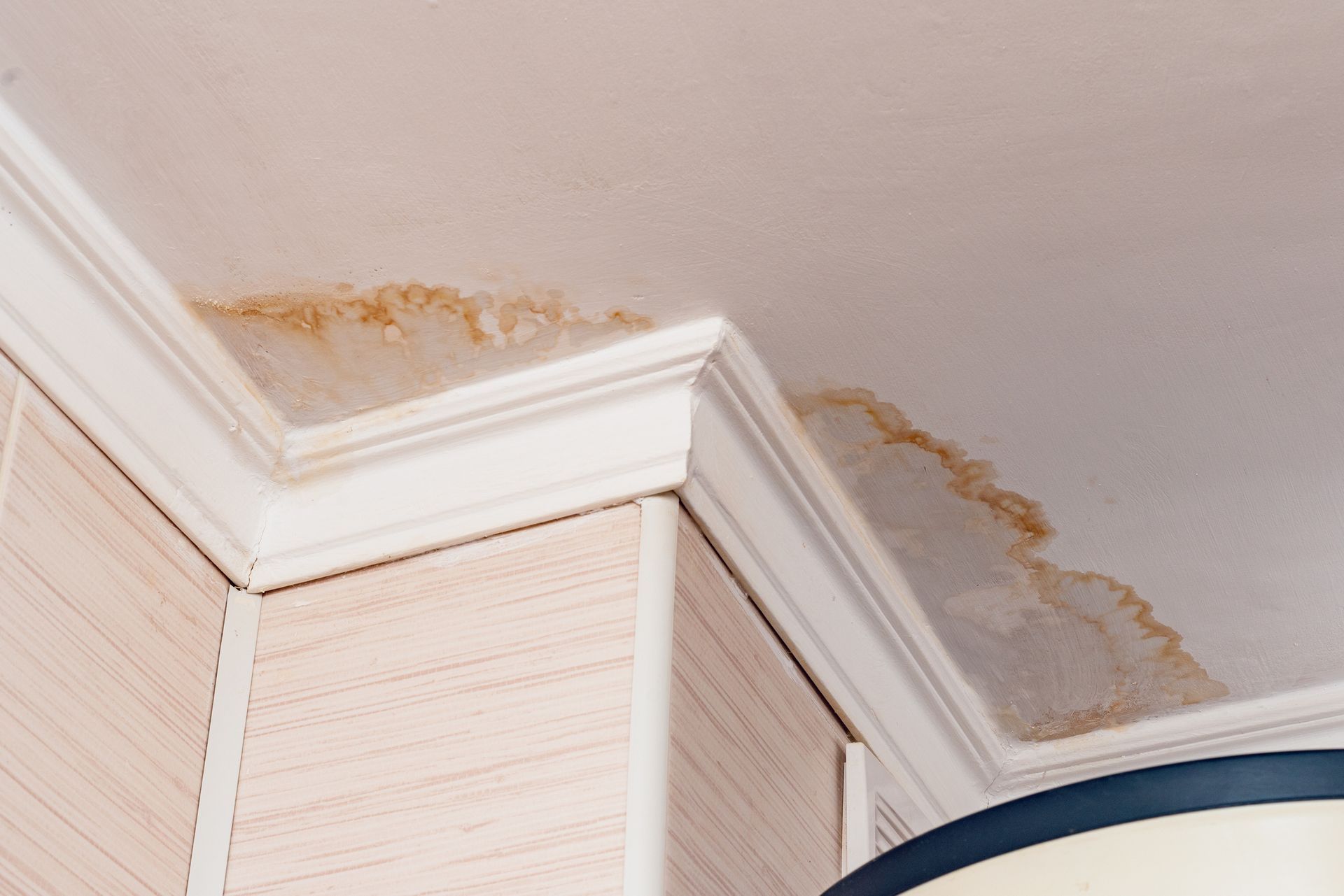 Water damage on ceiling