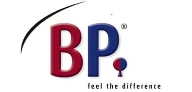 Logo BP avec un « B » rouge et un « P » bleu, un arbre stylisé bleu et rouge, et le slogan « sentez la différence ».