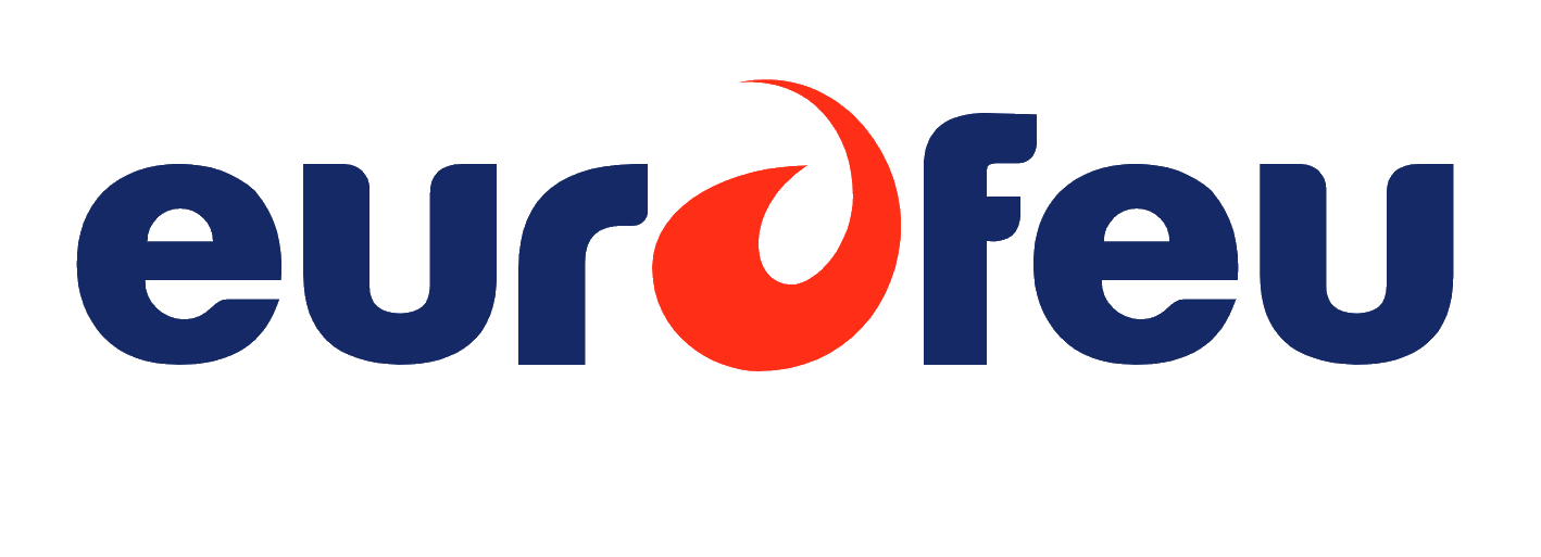 Logo Eurofeu : texte bleu foncé avec symbole de flamme orange.