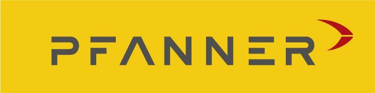 Logo Pfanner avec texte gris foncé sur fond jaune. Le « A » est un triangle et une flèche rouge pointe vers la droite.