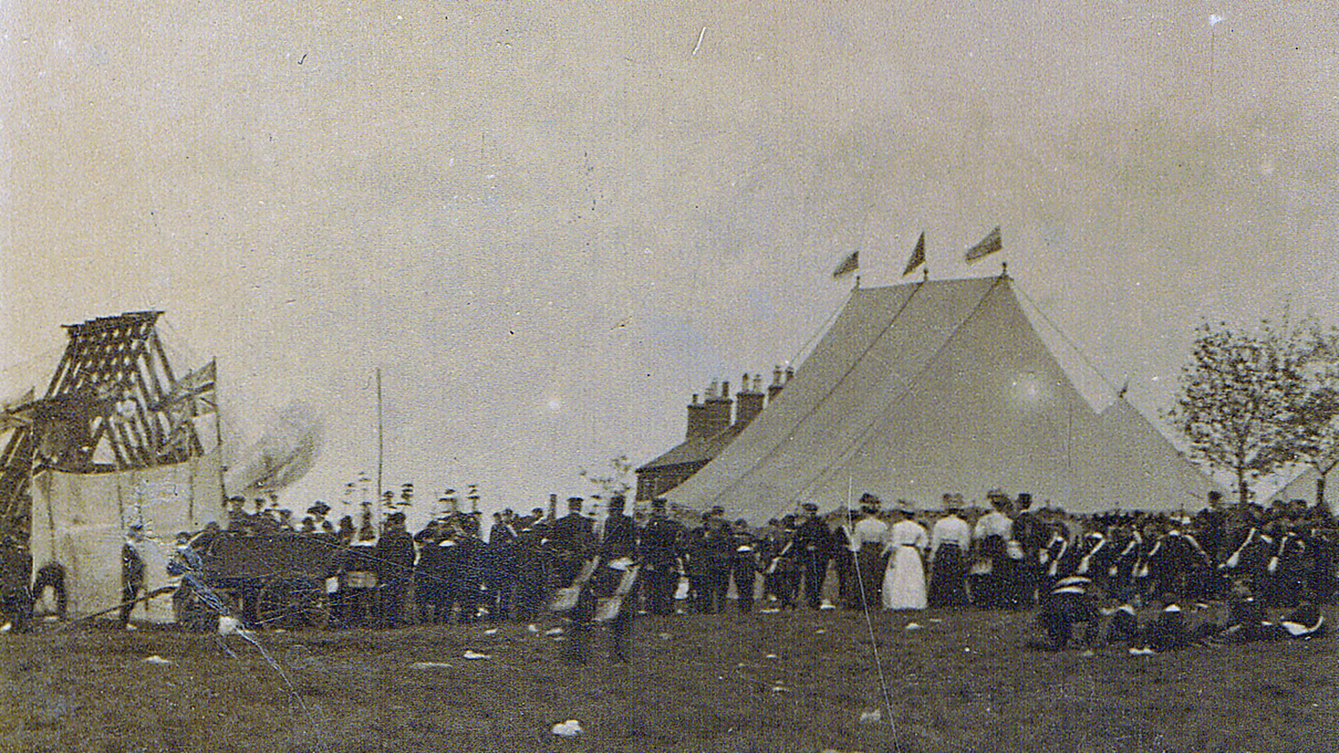 FAIRLOP OAK
DANIEL DAY
FAIRLOP FAIR
HAINAULT FOREST