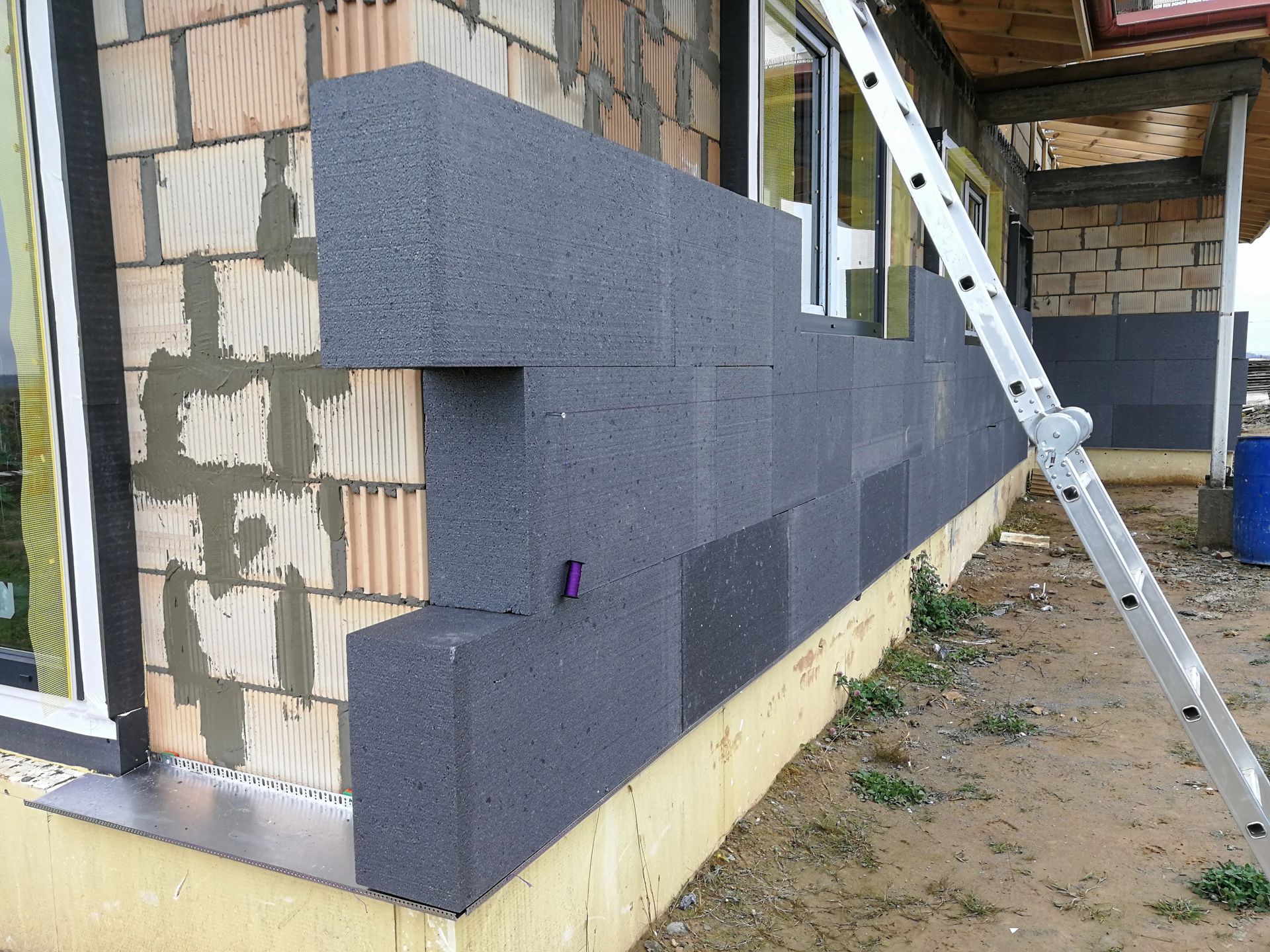 Rigid foam board panels near Gillette WY – moisture-proof insulation for Campbell County residential and commercial use.