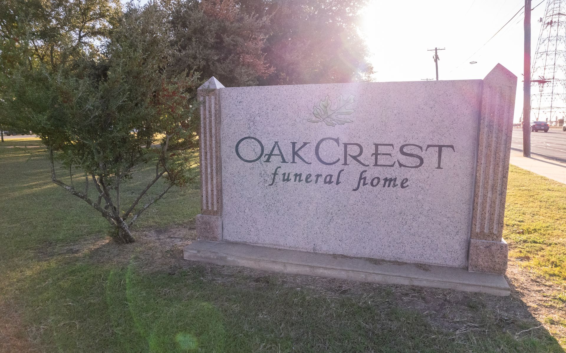 Our Location | Oakcrest Funeral Home