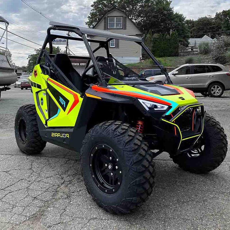 Vehicle Lettering & Graphics