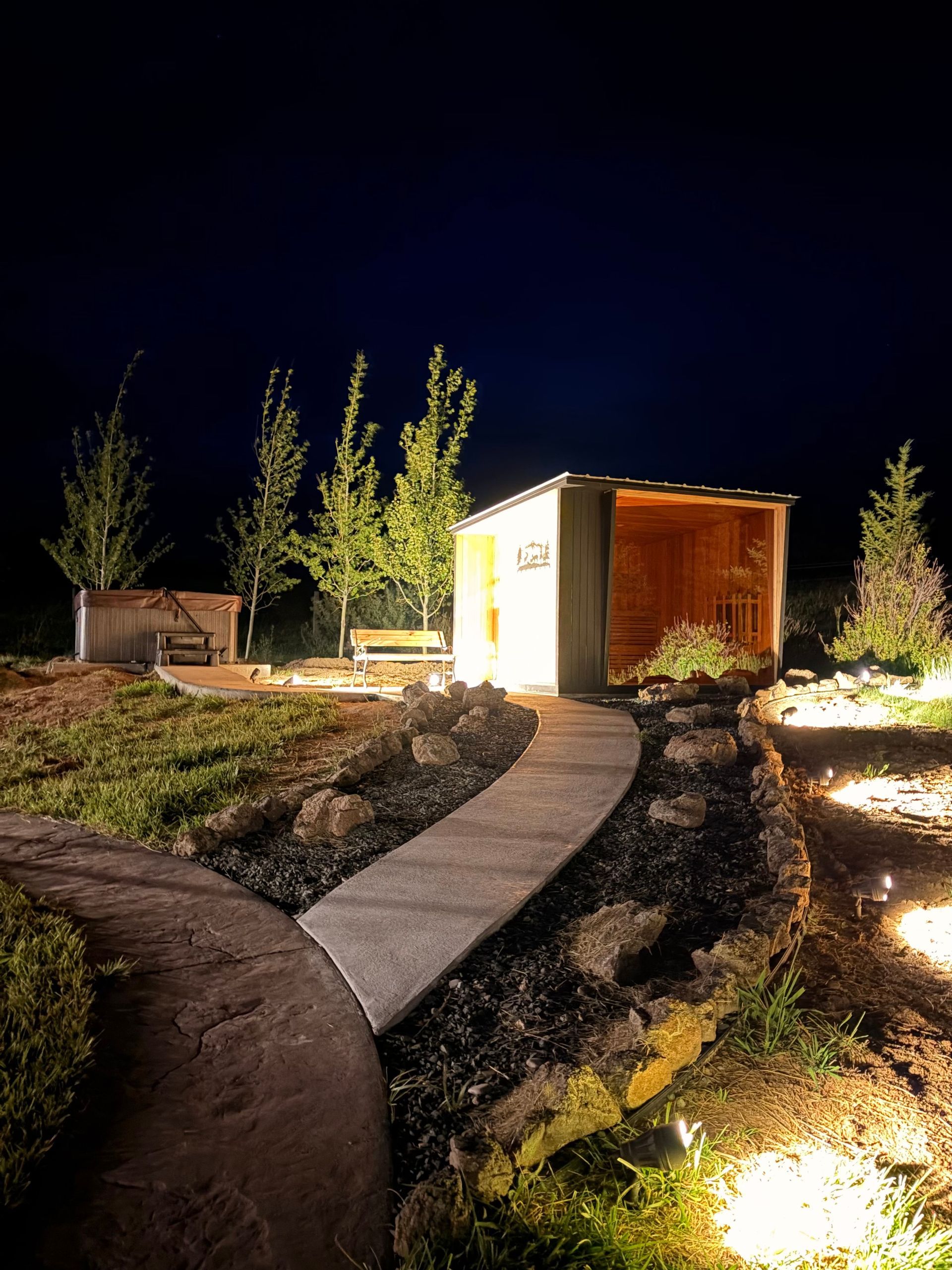 Golden Ranch Montana airbnb sauna