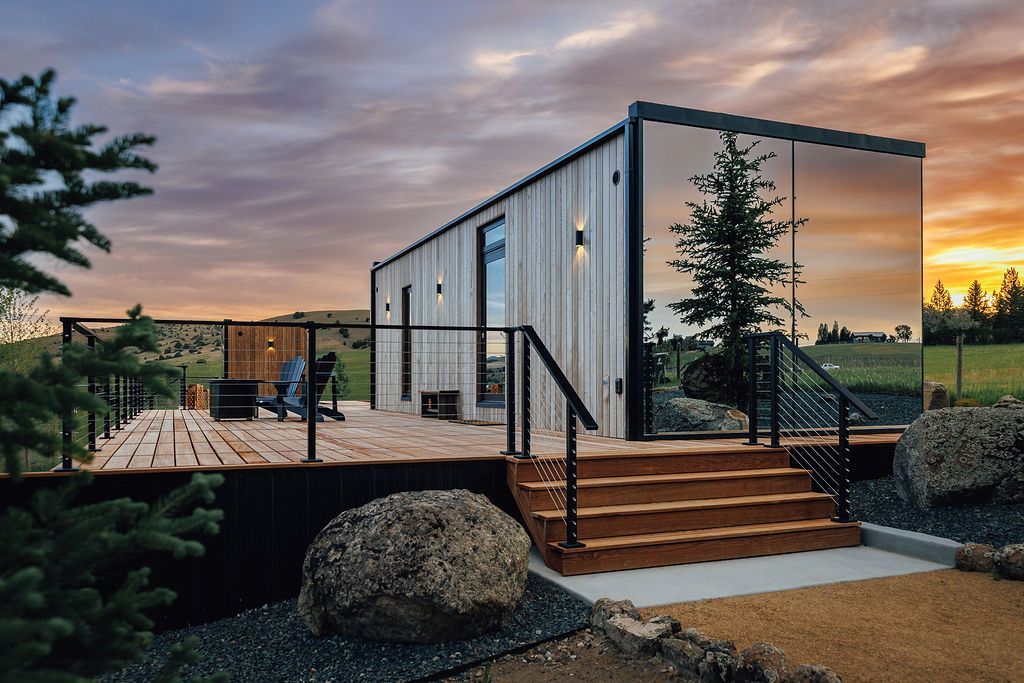 Golden Ranch Montana airbnb mirror cabin