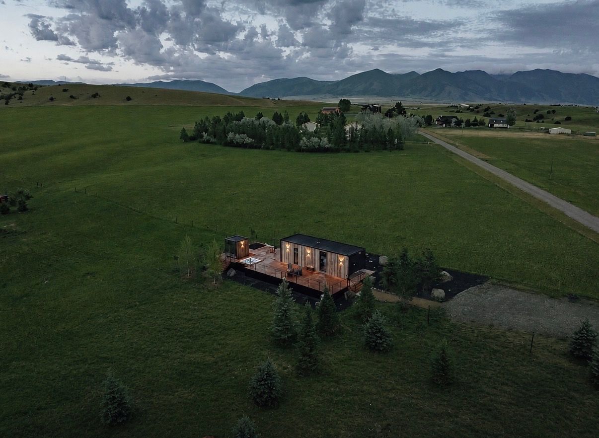 Golden Ranch Montana airbnb mirror cabin